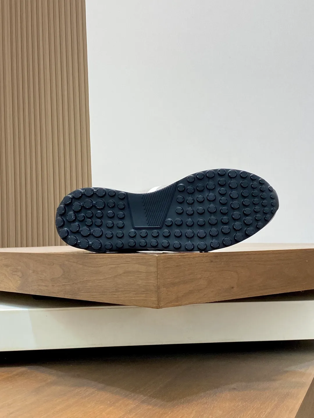 Men's Men's Shoes💰840••Classic••Dolce&Gabbana••DG✔️High-end men's sports•casual shoes. Original goods from top counters. Original imported cowhide, multi-material splicing design ➕Imported cowhide lining, cowhide feet ➕Original TPR elastic outsole.  Size: 39-44 (38, 45 customized)